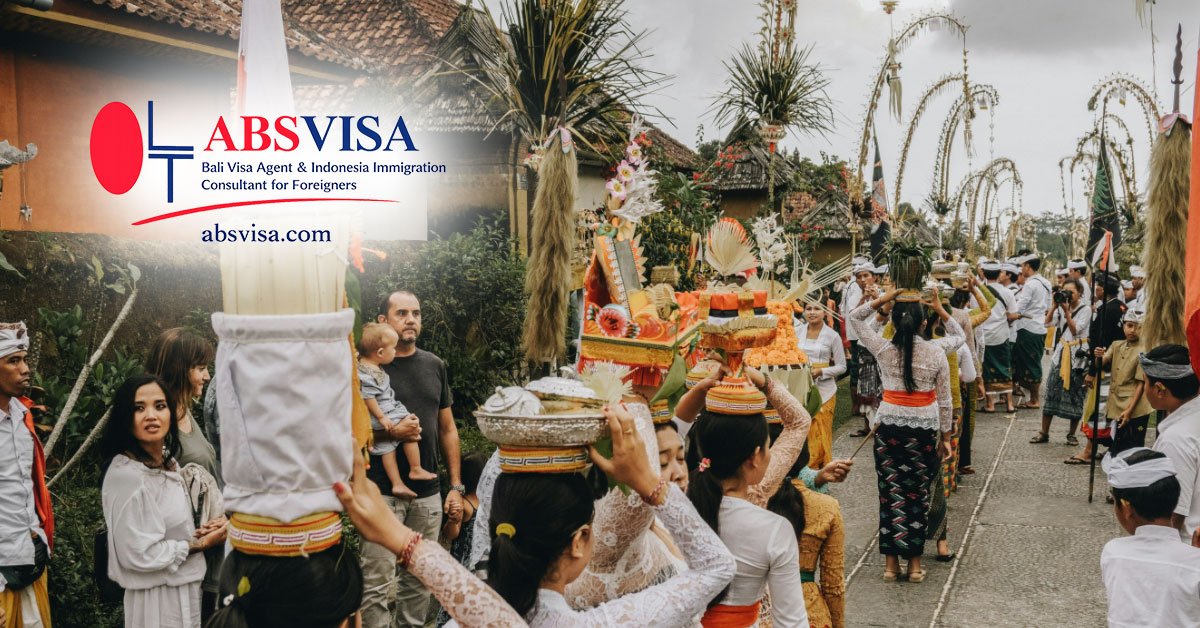 Balinese ceremonies with traditional clothing, processions, and cultural rituals in daily life