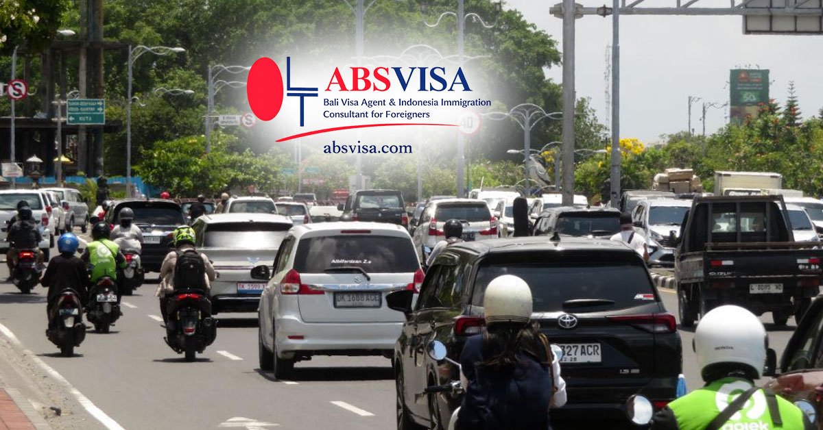 Living in Bali challenges including traffic, infrastructure, internet reliability, and adapting to local culture