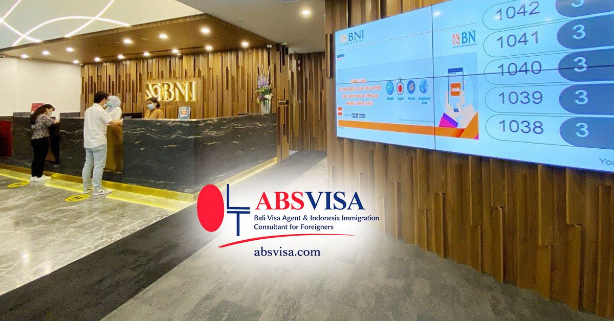 Online banking in Bali with mobile apps, QR payments, and ATM access for everyday transactions