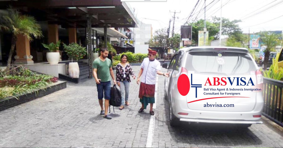 Taxis and private drivers in Bali offering comfortable transport for long trips and daily travel