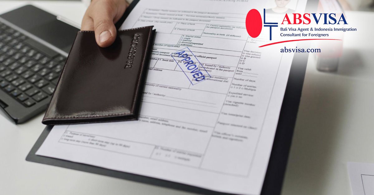 Visa agent assisting foreigners with Bali visa application and extension process in Indonesia